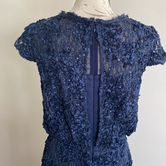 Evening gown. - Picture 3 of 6